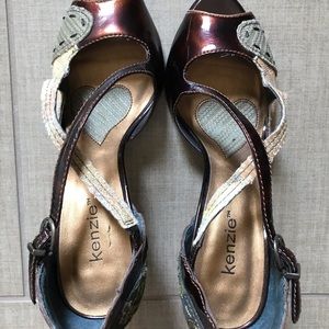 Kenzie Vintage looking heels. Worn once. Size 6.5